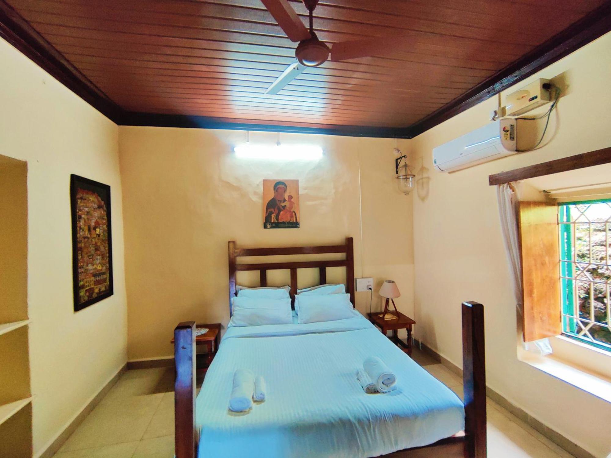 The Bungalow Bogmalo An 1880 Indo Portuguese Heritage Beach Villa South Goa Exterior photo